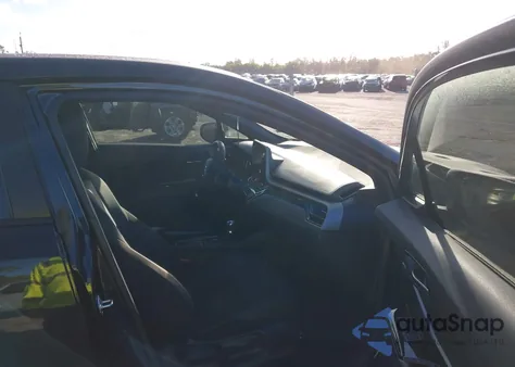 2021 Toyota C-Hr Nightshade Edition from USA, damaged, VIN JTNKHMBXXM1127045